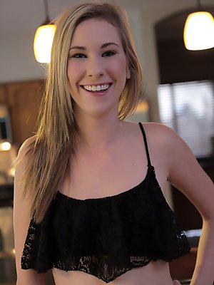 Voracious blonde babe Tysen Rich uses a vibrating toy and her talented fingers to delight her dripping bald snatch